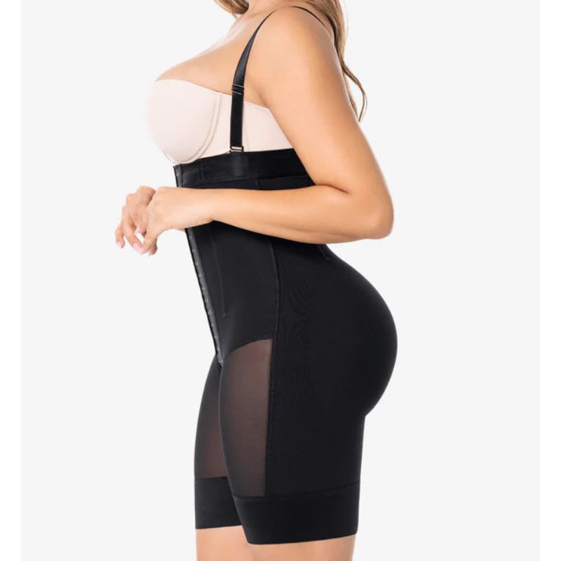 Short Tiro Alto con Gafetes