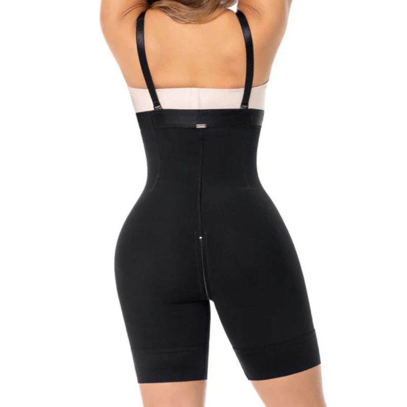 Short Tiro Alto con Gafetes